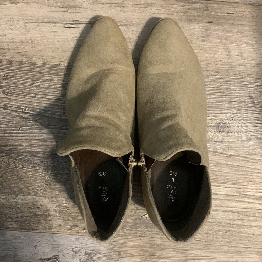 5/$25 Ankle booties - Picture 2 of 2